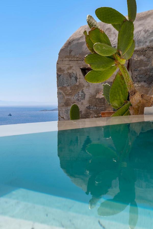 Wind Tales Hotel Ermoupoli Exterior photo