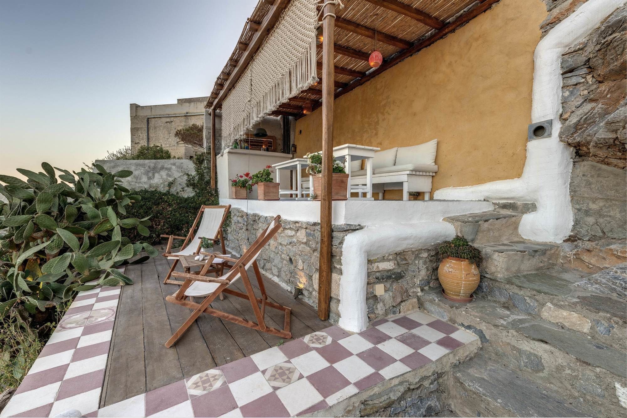 Wind Tales Hotel Ermoupoli Exterior photo